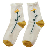 Calcetines florales estilo cottagecore